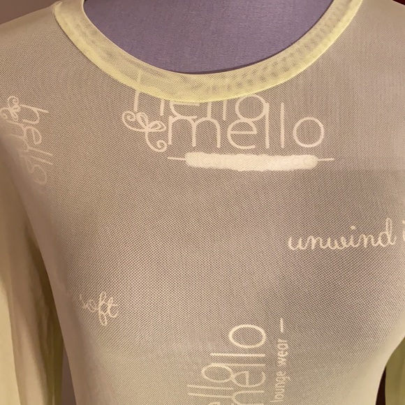 ⚡️⚡️5/$20 🌹Wild fable lime green sheer top size medium🌹 - Picture 3 of 9